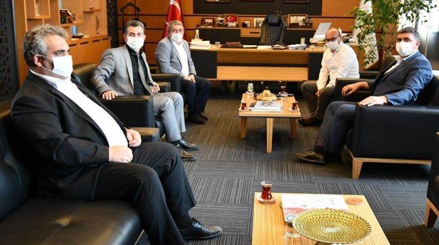 MHP&rsquo;den Başkan Oral&rsquo;a ziyaret