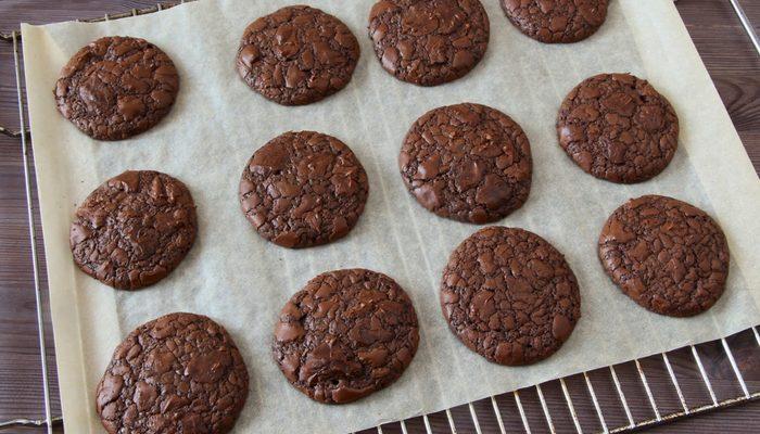 Browni kurabiye tarifi: Nefis mi nefis kolay mı kolay lezzet bombası!