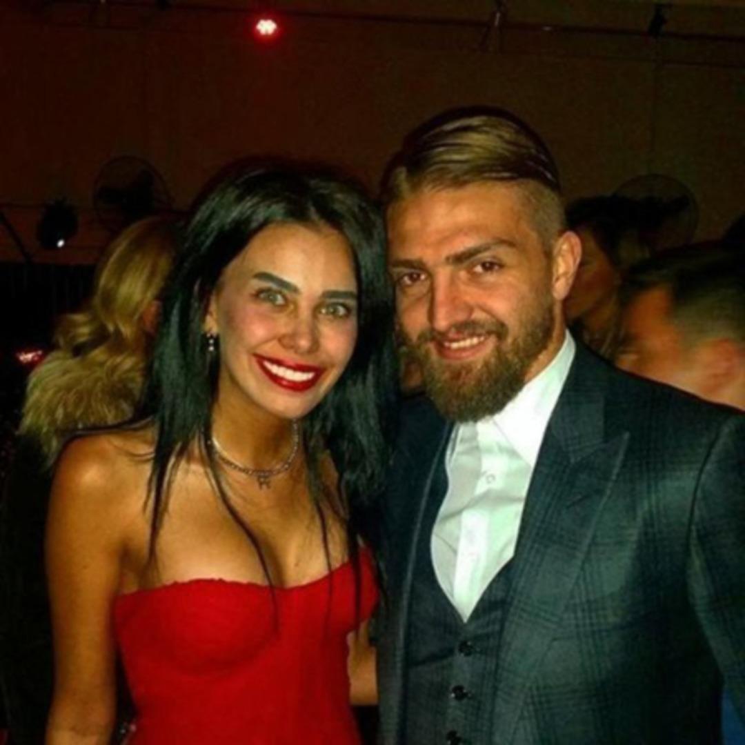 Asena Erkin kafaları karıştırmaya devam ediyor