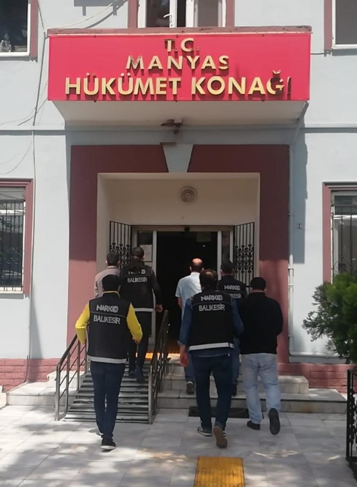 Balıkesir&rsquo;de 2 uyuşturucu taciri tutuklandı