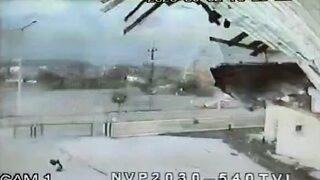 Sivas'ta adliye binasının çatısı uçtu