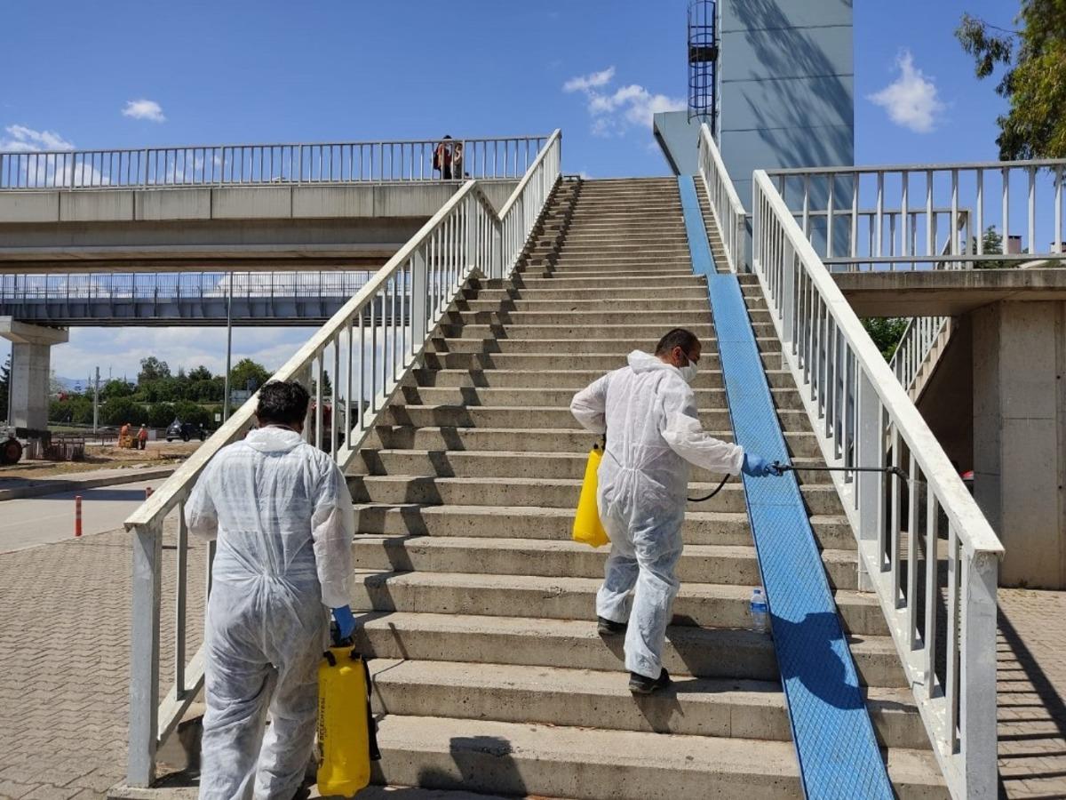 &Uuml;st ge&ccedil;itler dezenfekte ediliyor