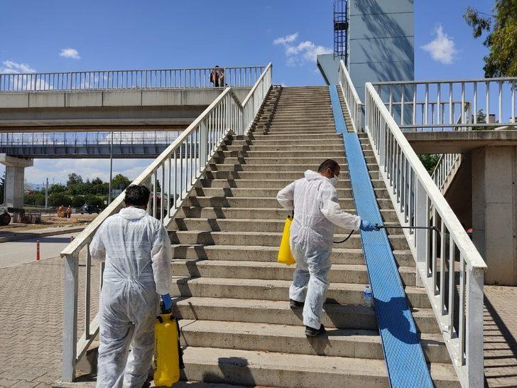 Üst geçitler dezenfekte ediliyor G1