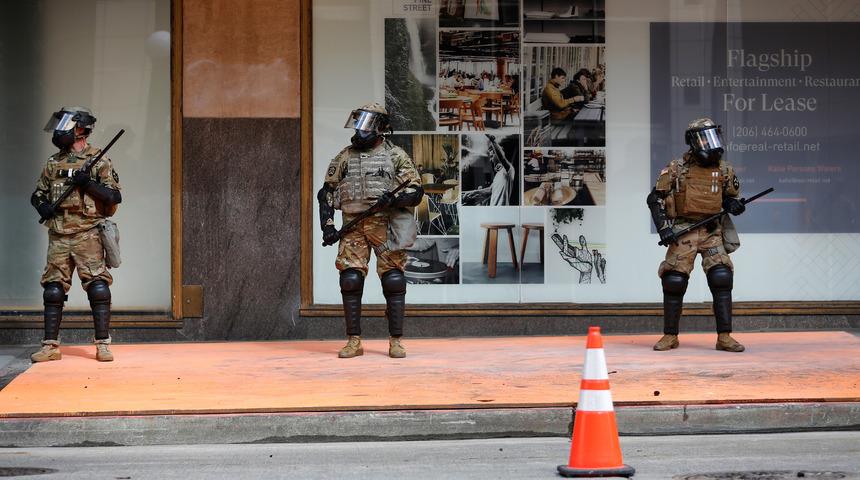 ABD ordusu ülkenin kalbine indi!