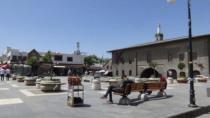 Sur’un bazı bölgelerinde maske takma zorunluluğu getirildi G3