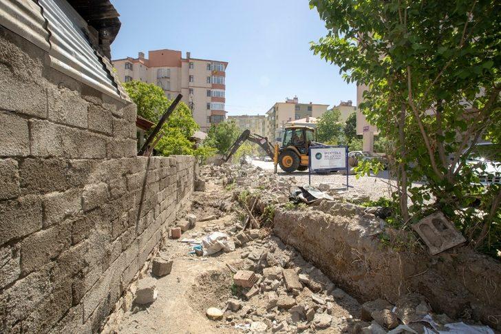 İpekyolu’nda çıkmaz yol trafiğe açıldı G2