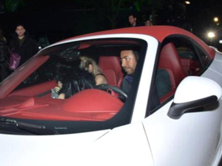 Cansu Taşkın flaşlar patlayınca panik oldu G1