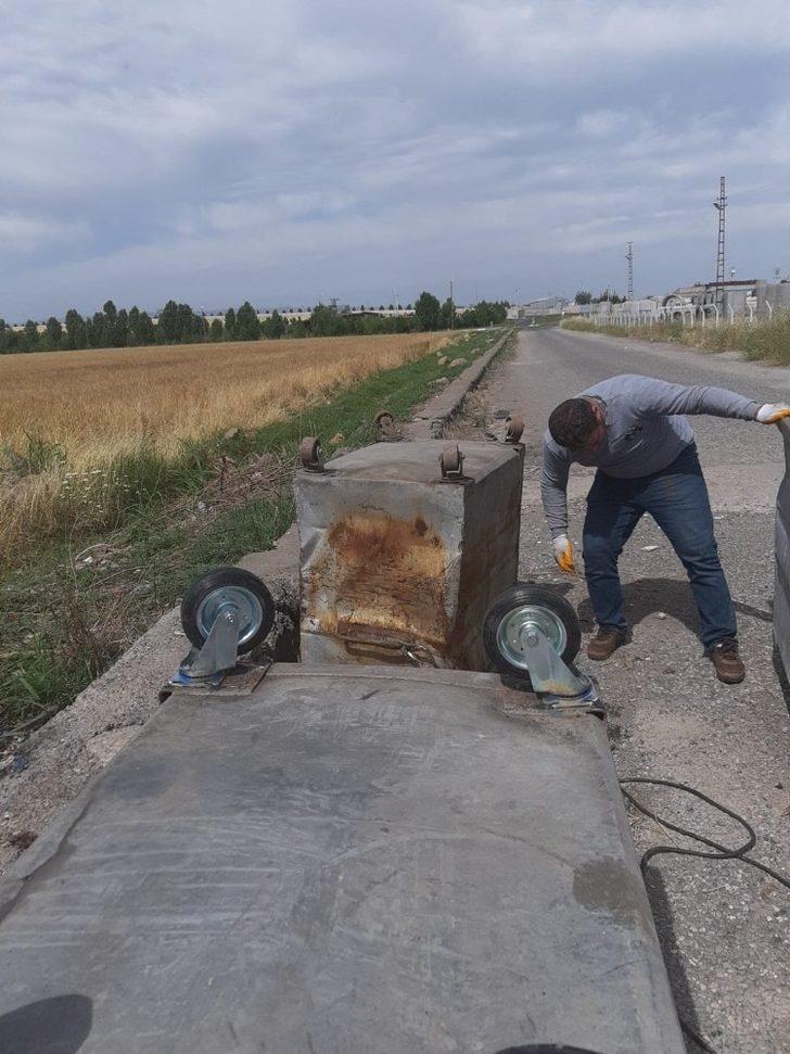 Temiz Bağlar için çöp konteynerleri yenilenerek dezenfekte ediliyor G2