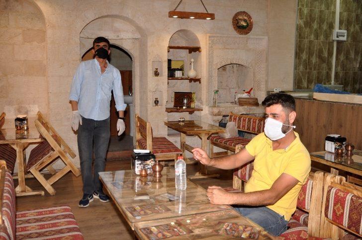 Mardin’de korona virüs tedbirlerini alan restoran ve kafeler kapılarını müşterilere açtı G2
