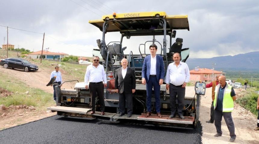 Erzincan&rsquo;da asfalt sezonu a&ccedil;ıldı