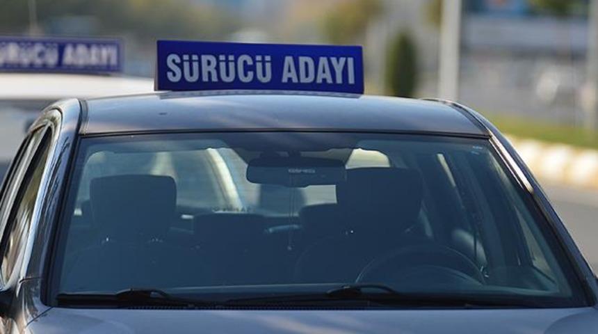 Ehliyet kursu ve sınavlarında yeni d&ouml;nem