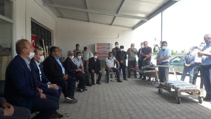 Başkan Koçak dolu nedeniyle zarar gören tarlalarda hasar tespiti yaptı G2