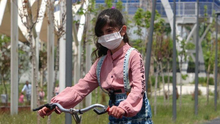 Miniklerden kurallara uymayan yetişkinlere sitem G1