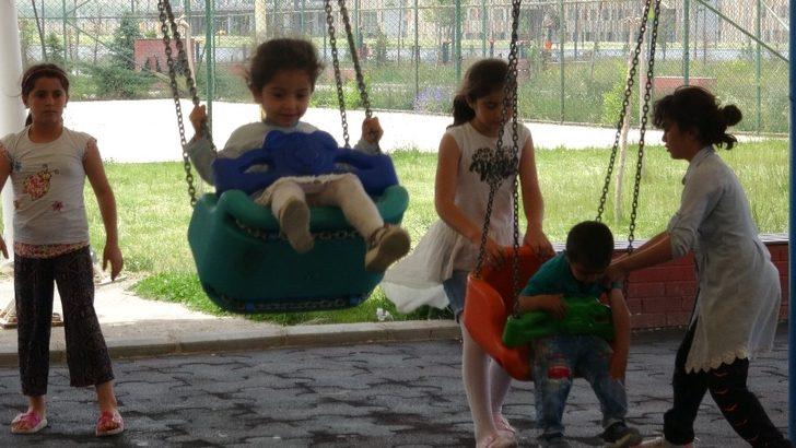 Miniklerden kurallara uymayan yetişkinlere sitem G3