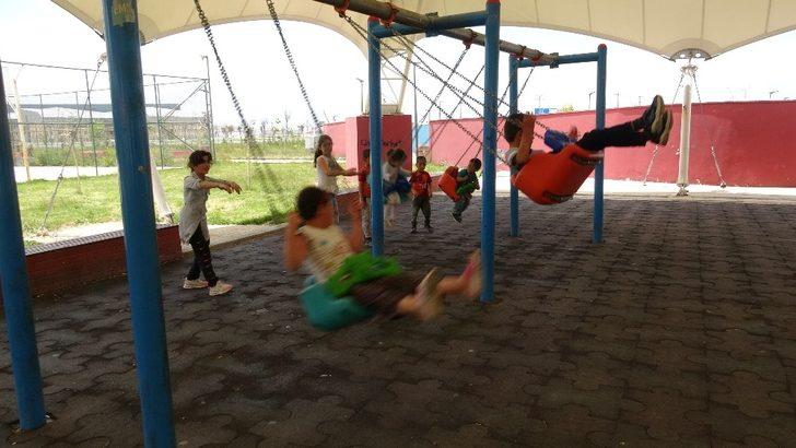 Miniklerden kurallara uymayan yetişkinlere sitem G5