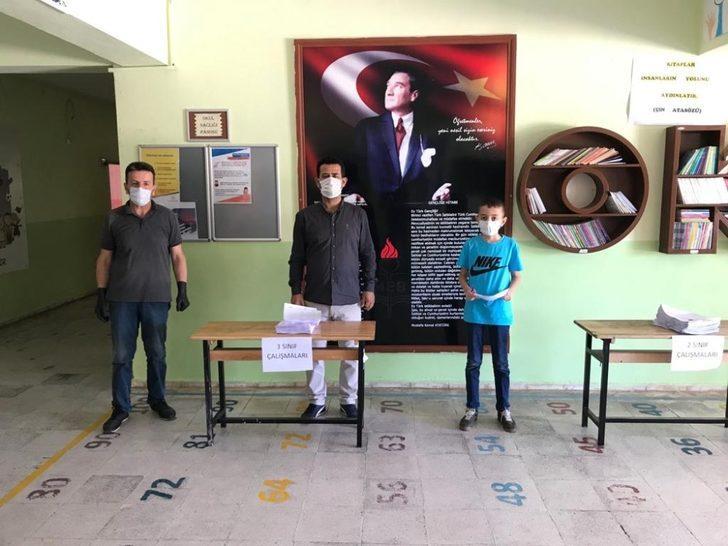 Aylardır uzak kaldıkları okullarını ziyaret ettiler G3