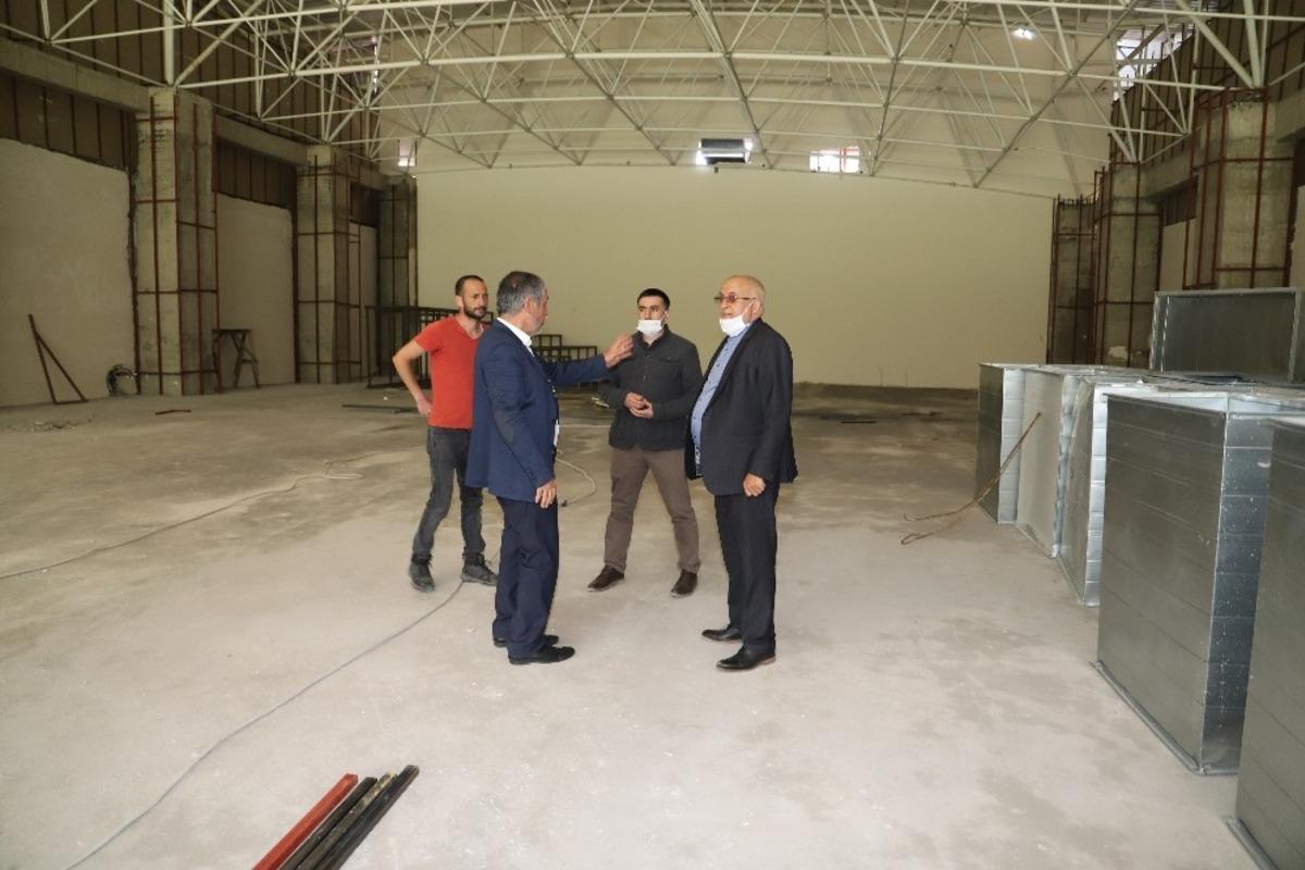 Ardahanlı İş Adamı Samancı&rsquo;dan Ardahan &Uuml;niversitesine ziyaret