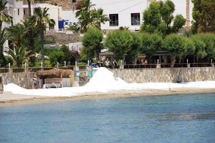 Sahillere beyaz kum operasyonu! 'Kalsit kum' dediler ama içinden bakın neler çıktı G4