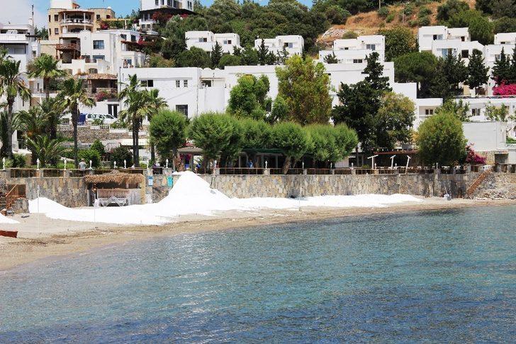 Sahillere beyaz kum operasyonu! 'Kalsit kum' dediler ama içinden bakın neler çıktı G5