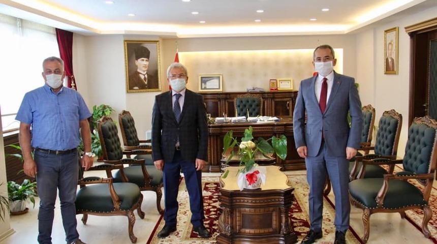 Tosyalı derneklerden Kaymakama teşekk&uuml;r