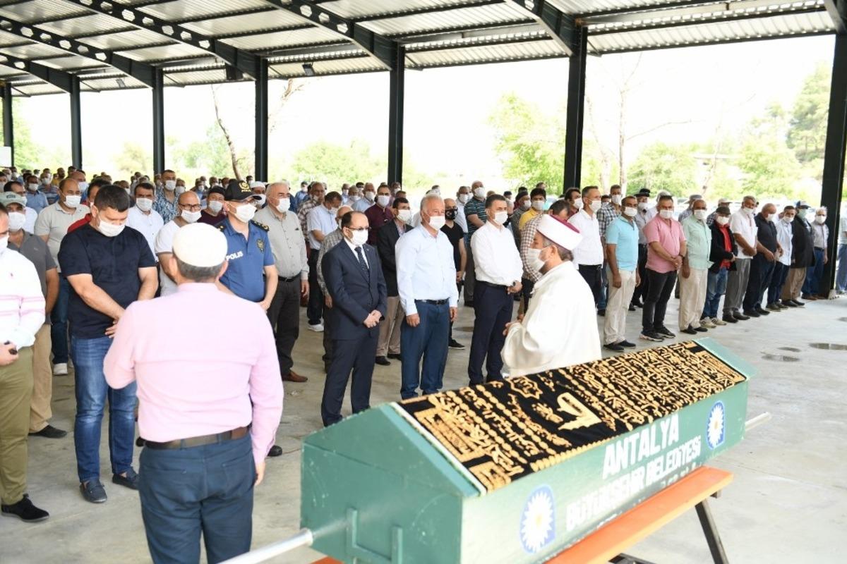 Başkan Halil Şahin&rsquo;in acı g&uuml;n&uuml;