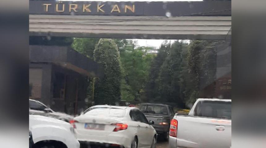 İYİ Parti'li Türkkan'ın kaçak yapısına ceza, fabrikasının bir bölümüne mühür