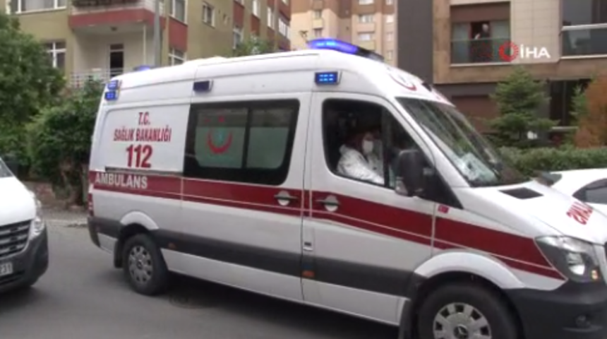 İstanbul Kadıköy'de korkunç cinayet! Boğarak öldürdü, başında bekledi