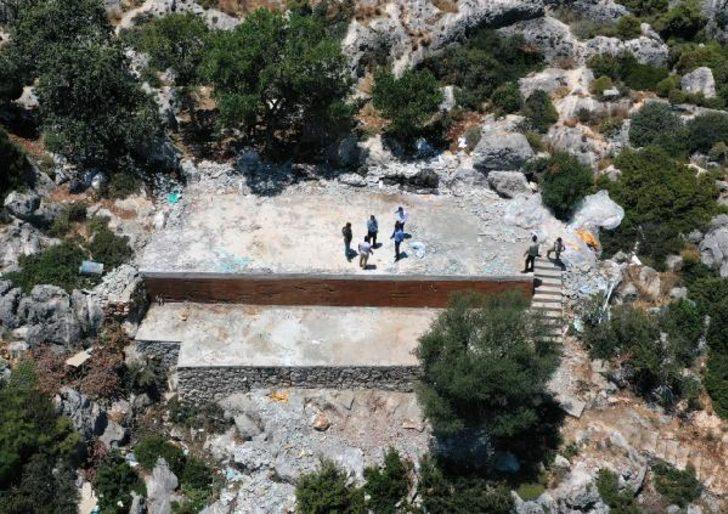 Cennet koydaki kaçak villa yıkıldı! 48 saatte yapmışlar G4