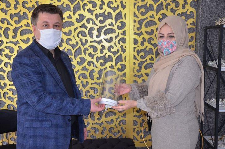 Emet Belediyesi’nden berber ve kuaförlere ultraviyole sterilize makinaları G2