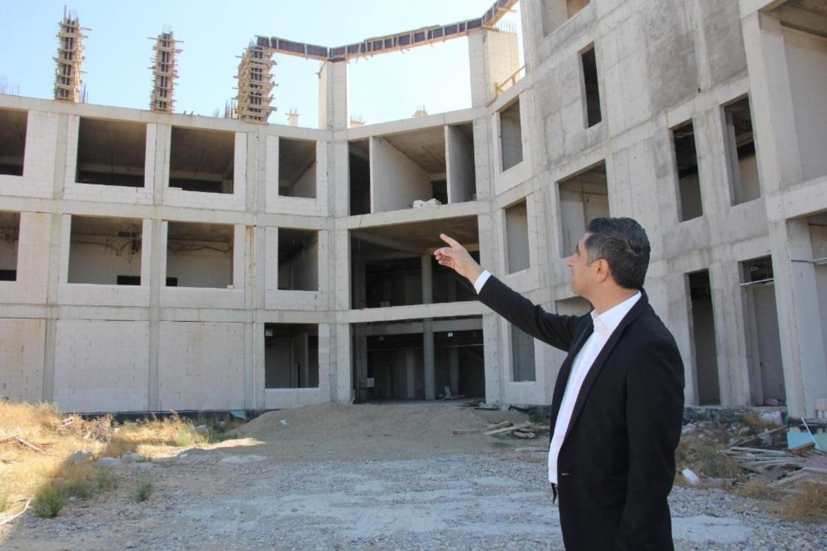 Menderes&rsquo;te hastane ihalesine &ccedil;ıkılıyor