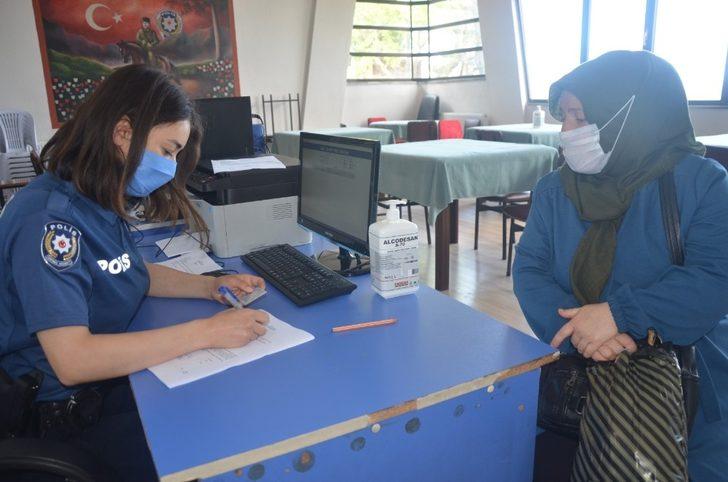 Vatandaşlardan günlük sokağa çıkmak için yoğun talep var G4