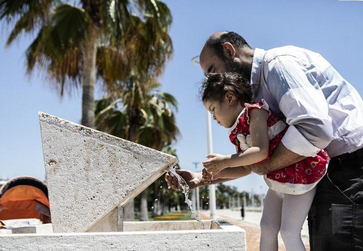 Mersin’de parklara su tasarruflu çeşme yerleştirildi G3