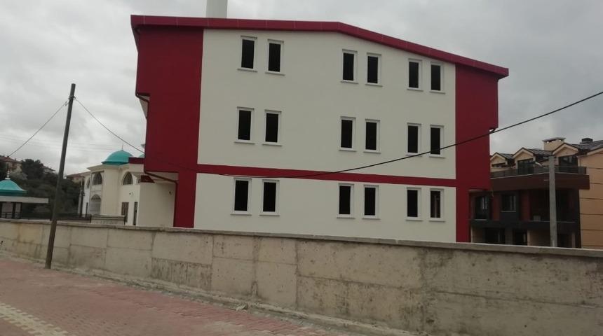 Büyükşehir’den Darıca Bilal Habeşi Camii ve kuran kursuna malzeme yardımı