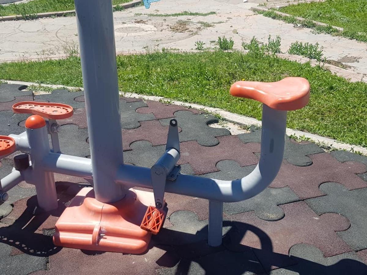 Selim&rsquo;de park ve bah&ccedil;elere &ccedil;irkin saldırı