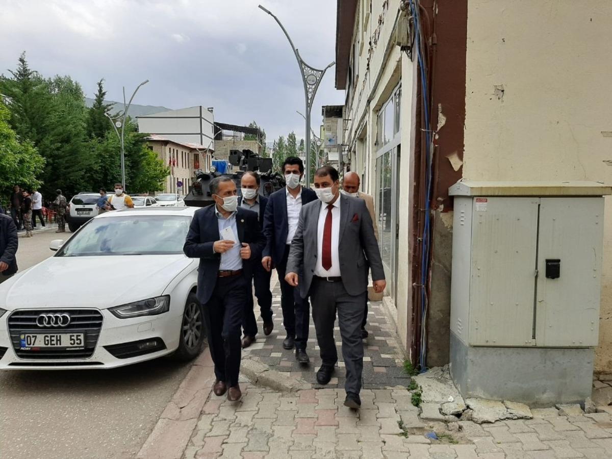 AK Parti&rsquo;li Arvas&rsquo;tan Bah&ccedil;esaray il&ccedil;esine ziyaret