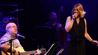 Bülent Ortaçgil ve Birsen Tezer'den konser