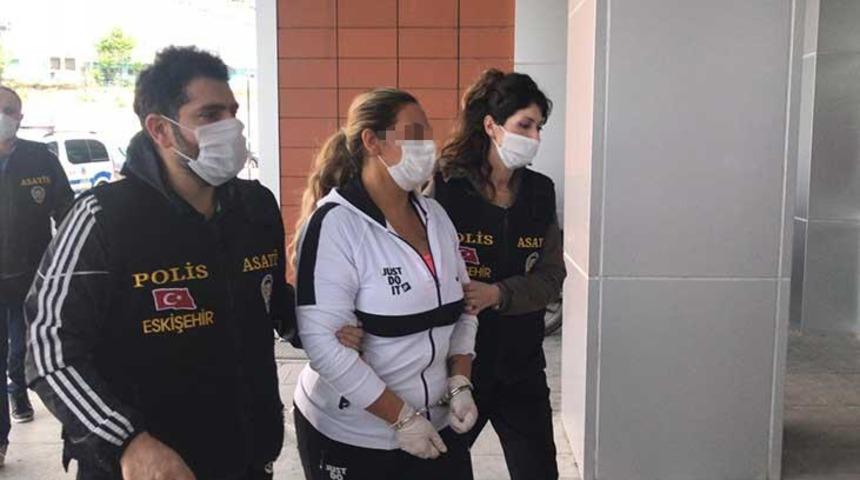 Sevgilisini öldüren kadın gazetecilere böyle seslendi: Namusumla oynadı