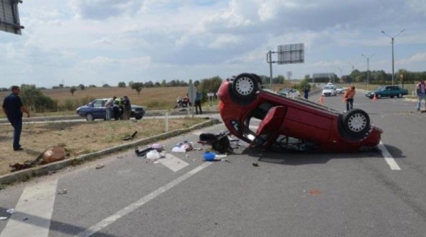 K&uuml;tahya&rsquo;da bin 345 &ouml;l&uuml;ml&uuml; ve yaralanmalı trafik kazası meydana geldi