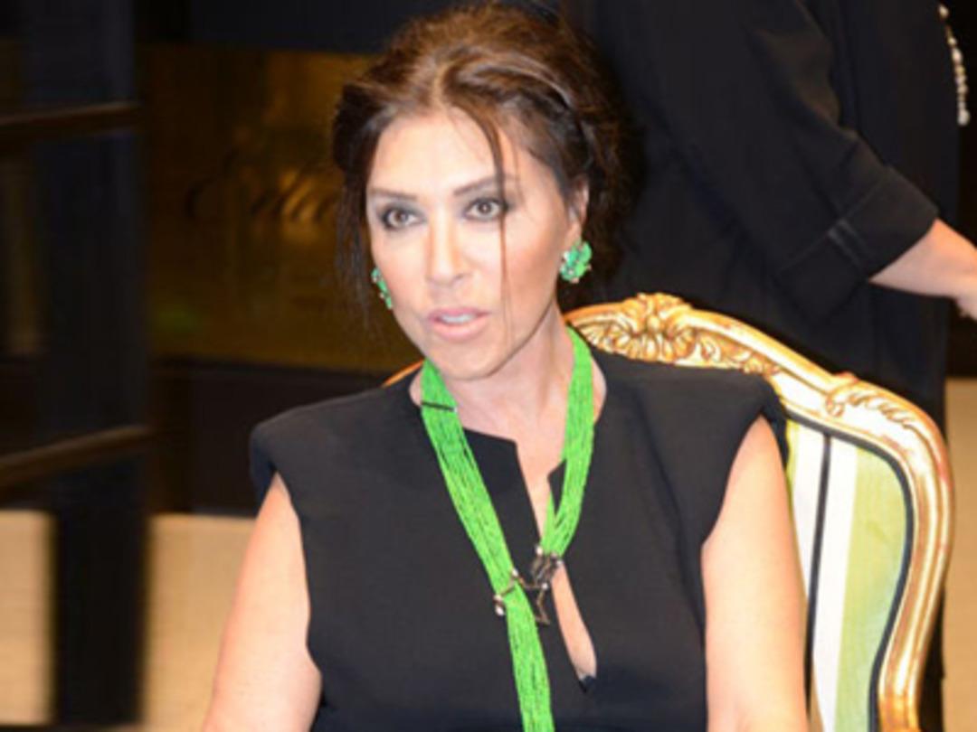 Kral'dan Nebahat &Ccedil;ehre'ye 100 bin dolarlık saat!