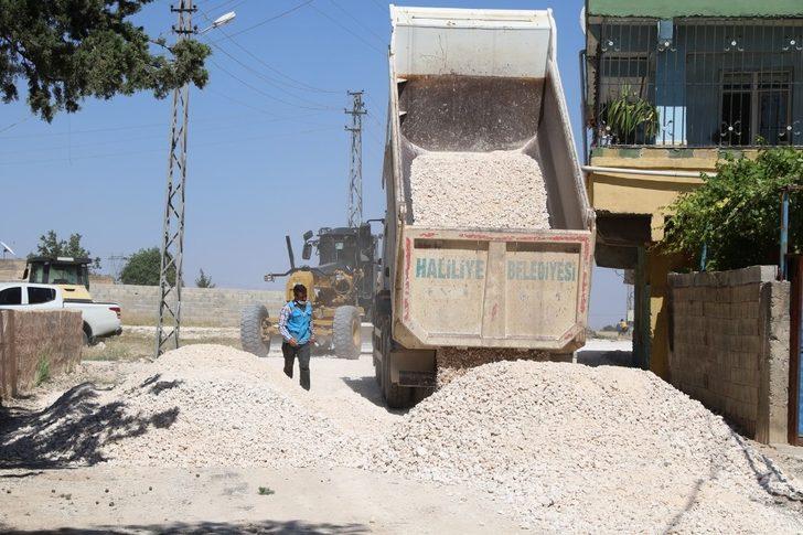 Haliliye’nin kırsal mahallelerinde parke döşemesi sürüyor G4