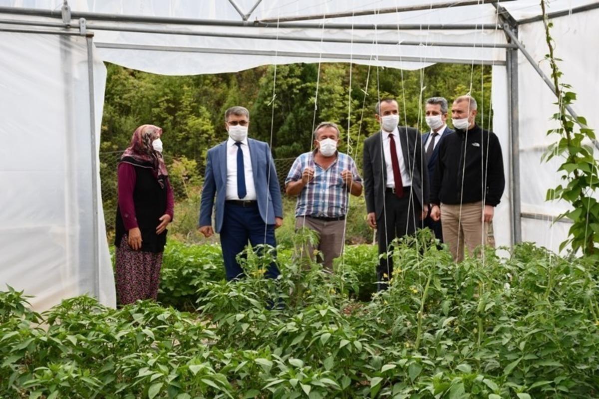 Vali G&uuml;rel&rsquo;den &ccedil;ift&ccedil;ilere ziyaret