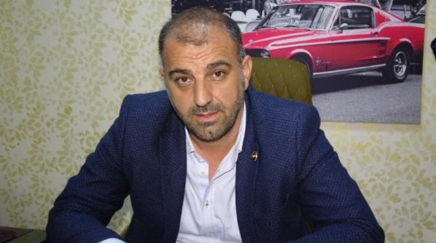 İSKİ'ye tepki g&ouml;steren CHP'li &uuml;yeye "İSKİ binası &ouml;n&uuml;nde &ouml;z&uuml;r dile" se&ccedil;eneği