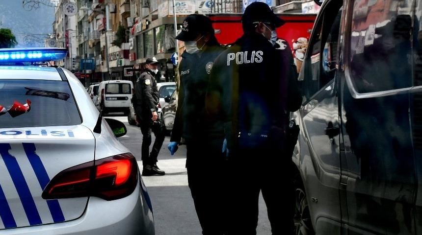 27 yıl hapis cezası olan firarı polis tarafından yakalandı