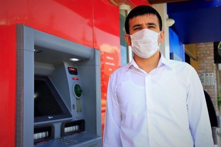 Hesabına yanlışlıkla yatan 38 bin TL'yi iade etti G2