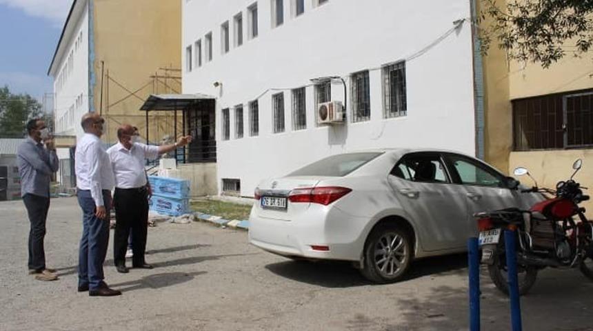 Kaymakam G&ouml;ktaş lisede inceleme yaptı