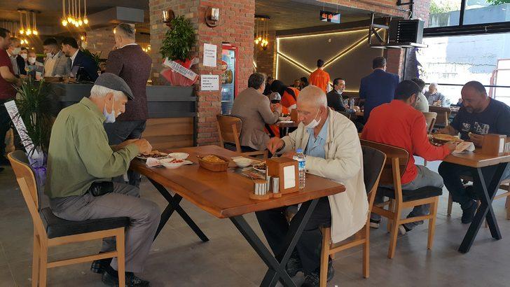 Bedava dönere yoğun ilgi! Duyan oraya koştu G4