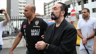 Adnan Oktar cezaevinde imaj değiştirdi! İşte yeni görüntüsü