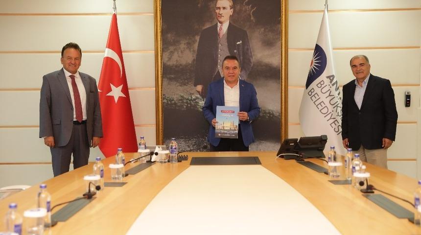 Başkan Böcek: "Turizmi ayağa kaldıracağız"