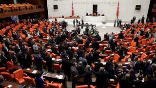 TBMM'deki sandalye dağılımı değişti