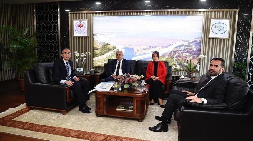 Başkan Şerifoğulları:"İ&ccedil;me suyu sorununa &ccedil;&ouml;z&uuml;m i&ccedil;in kararlı adımlarımızı s&uuml;rd&uuml;r&uuml;yoruz"